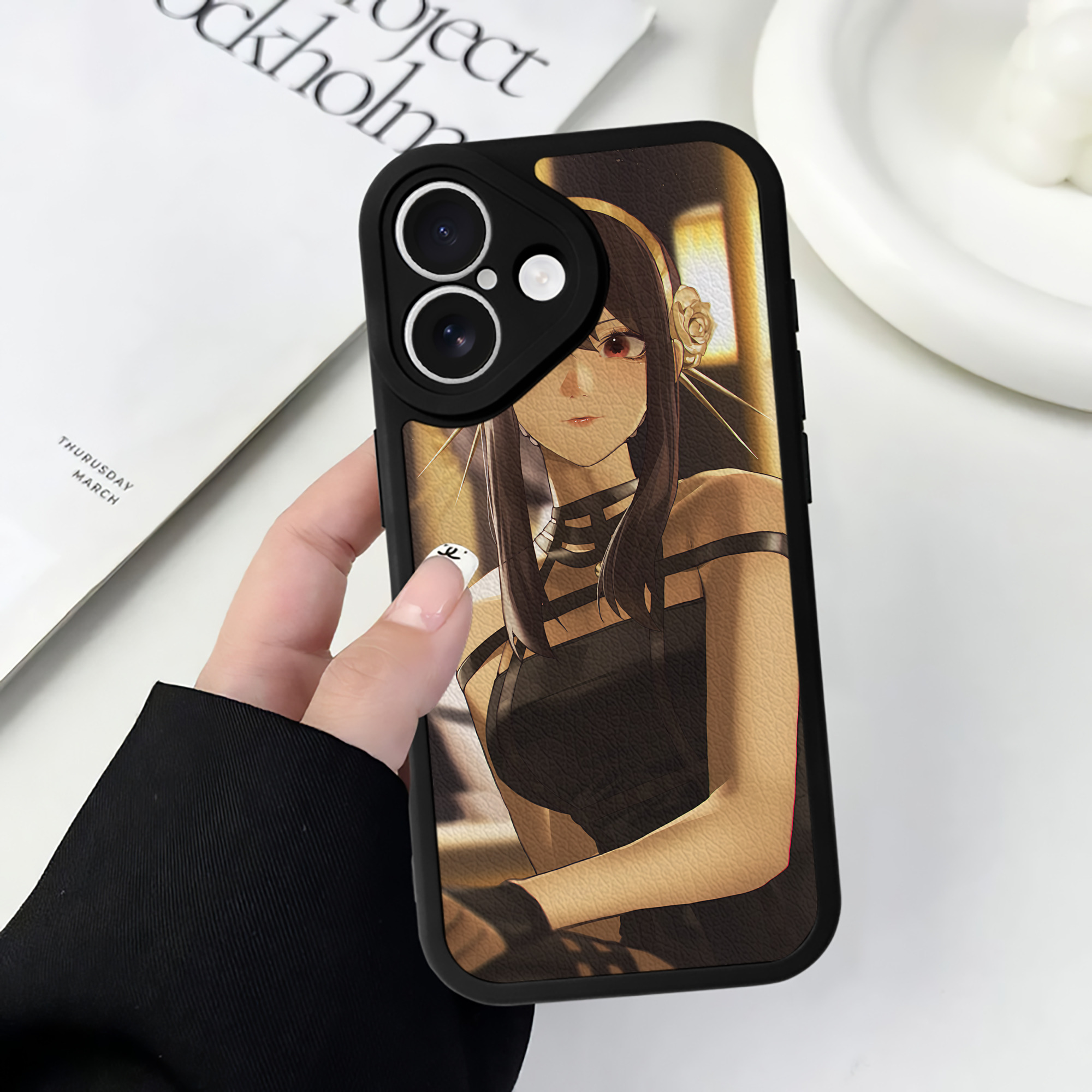 （画像用） SPY×FAMILY间谍家家酒 【iPhone 16シリーズ対応】シリコンスマホケース（レザー調） 材質：シリコン